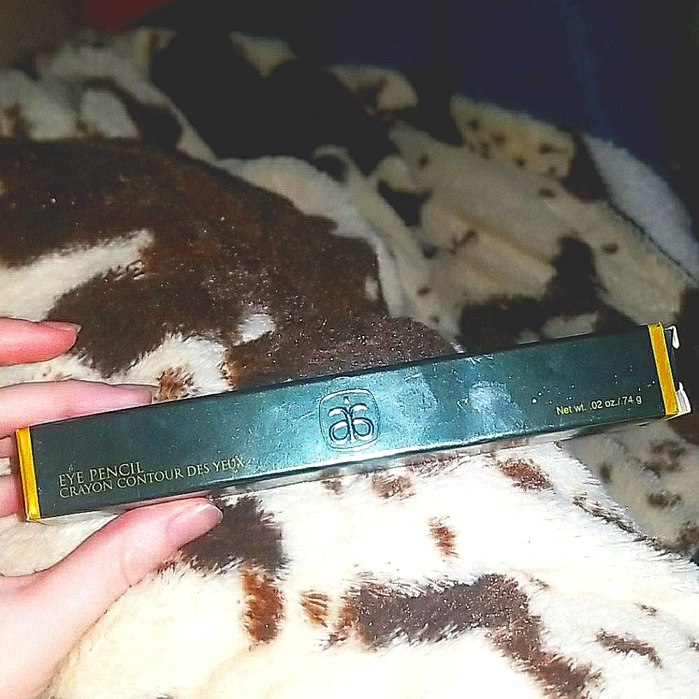 NWT Arbonne Eyeliner  Eye Pencil. Shade: Eclipse